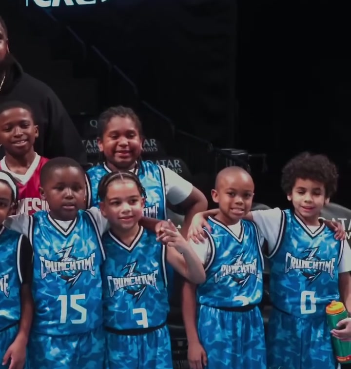 Crunchtime and opposing players together on court at Barclays Center
